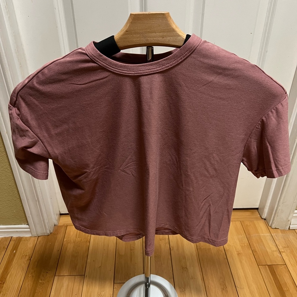 Girl’s Old Navy Active Wear Crop Top